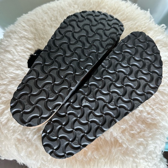 Birkenstock Mayari Black Shearling 39 New - Picture 5 of 5